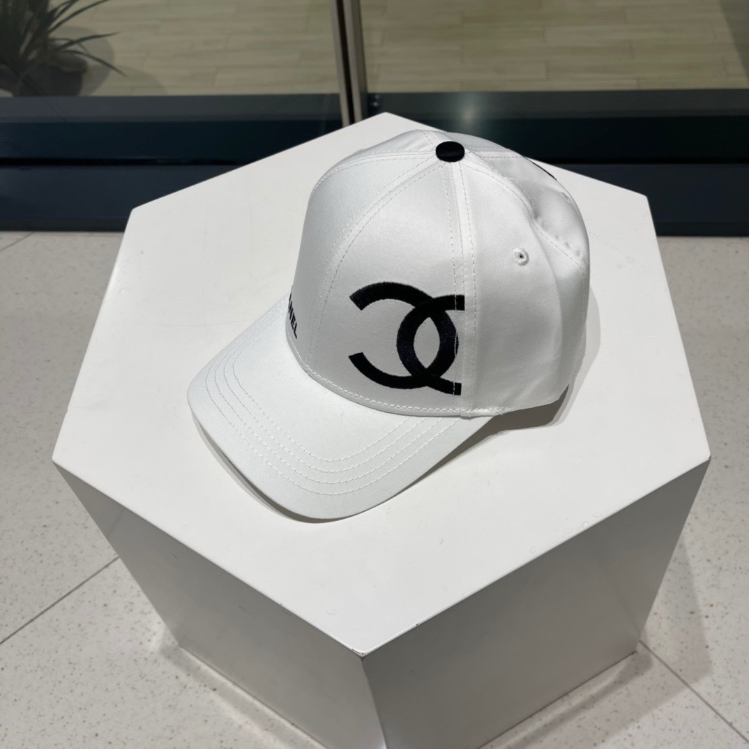 【CHANEL香奈儿】2023新款简约棒球帽，新款出货，大牌款超好搭配，赶紧入手！
