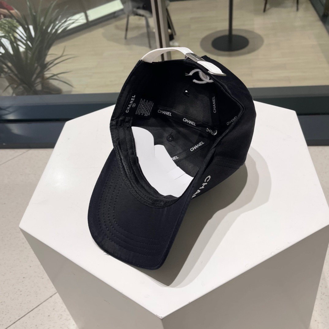【CHANEL香奈儿】2023新款简约棒球帽，新款出货，大牌款超好搭配，赶紧入手！