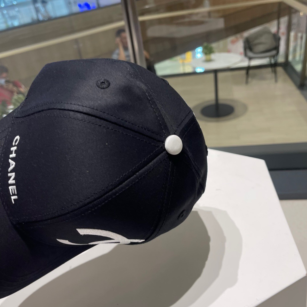 【CHANEL香奈儿】2023新款简约棒球帽，新款出货，大牌款超好搭配，赶紧入手！
