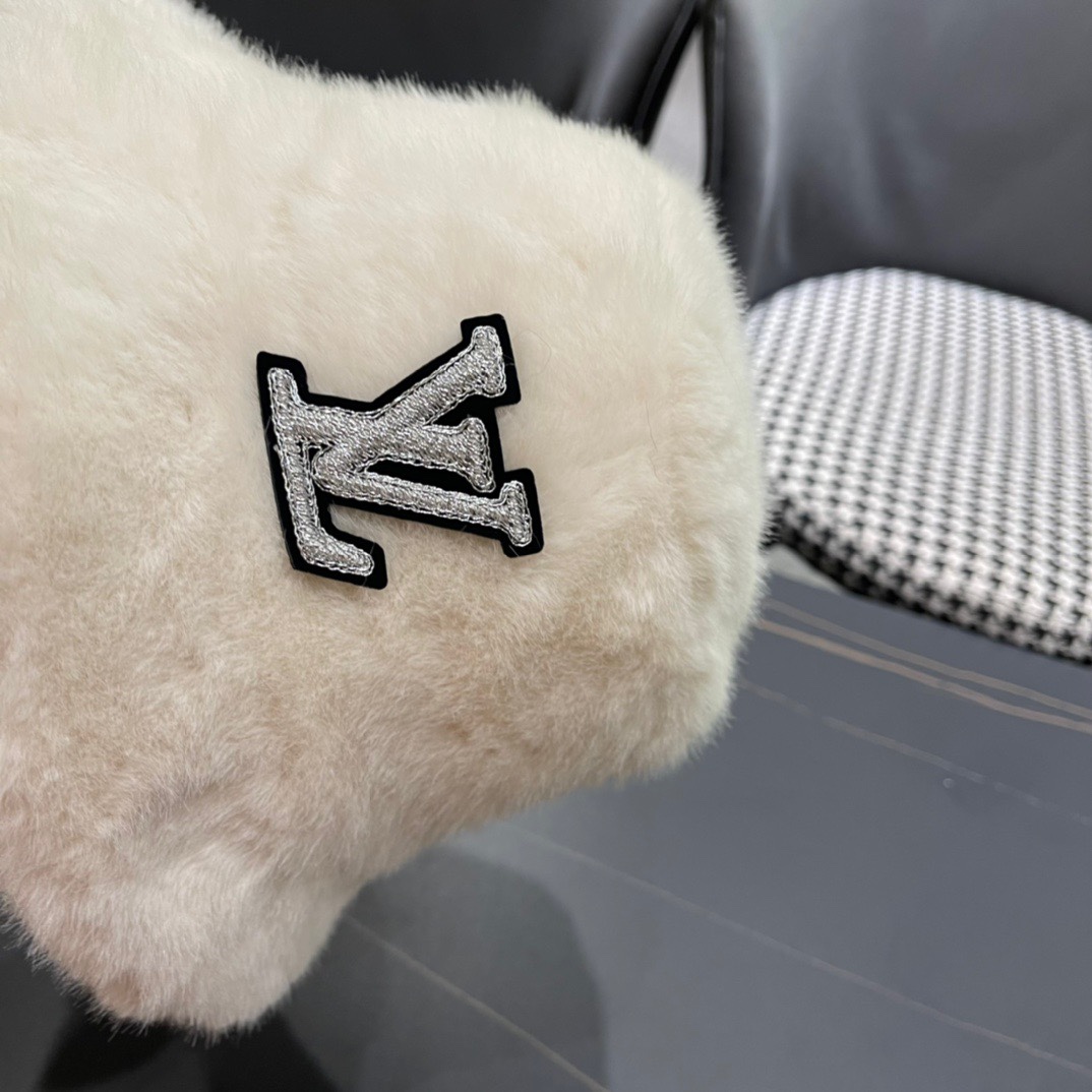 LV路易威登】2024新款男女款毛绒保暖大牌渔夫帽，超好搭配，闭眼入的一款