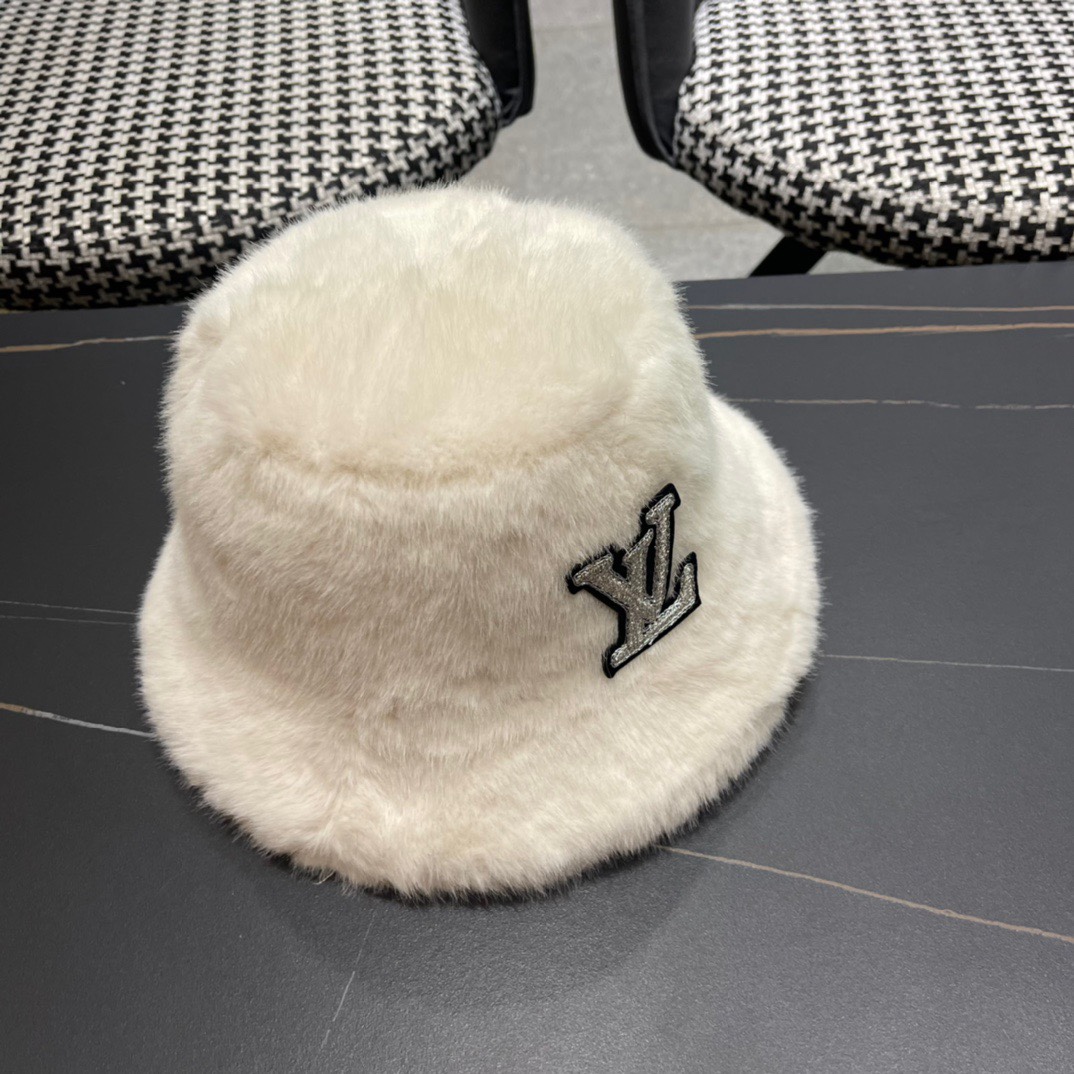 LV路易威登】2024新款男女款毛绒保暖大牌渔夫帽，超好搭配，闭眼入的一款