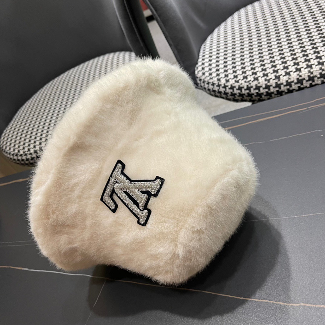 LV路易威登】2024新款男女款毛绒保暖大牌渔夫帽，超好搭配，闭眼入的一款