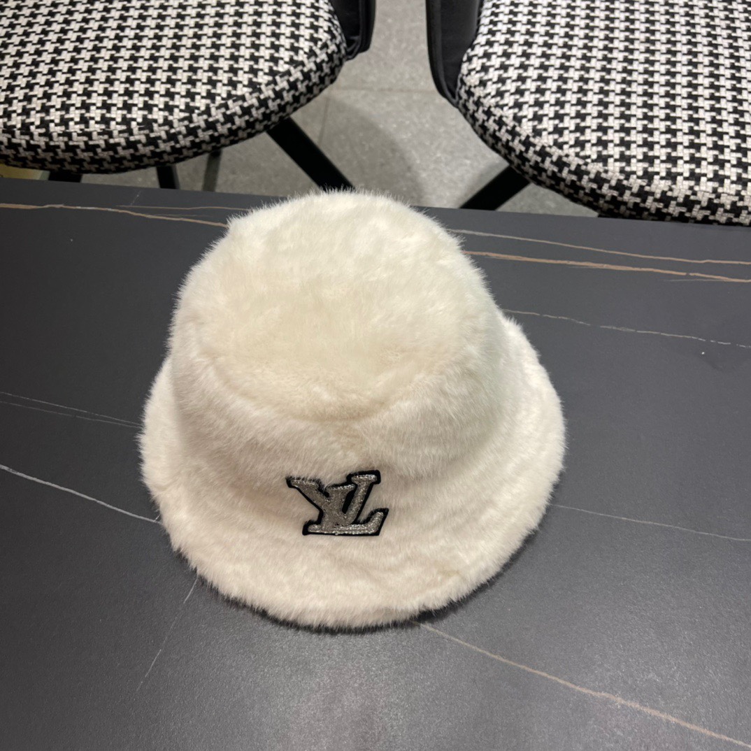 LV路易威登】2024新款男女款毛绒保暖大牌渔夫帽，超好搭配，闭眼入的一款