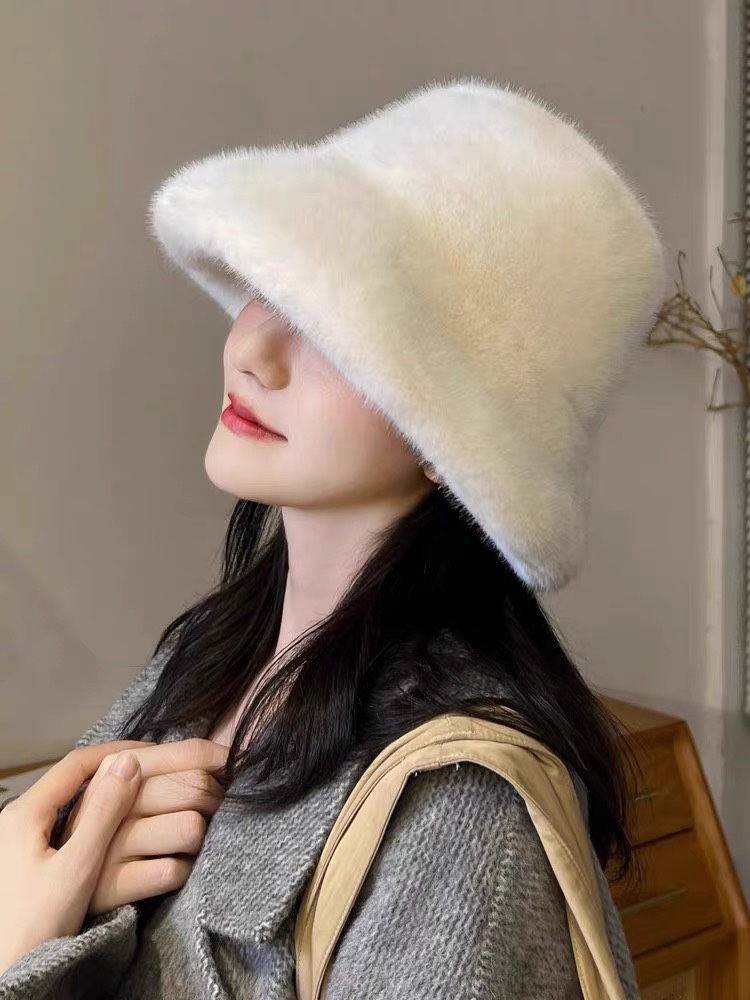 LV路易威登】2024新款男女款毛绒保暖大牌渔夫帽，超好搭配，闭眼入的一款