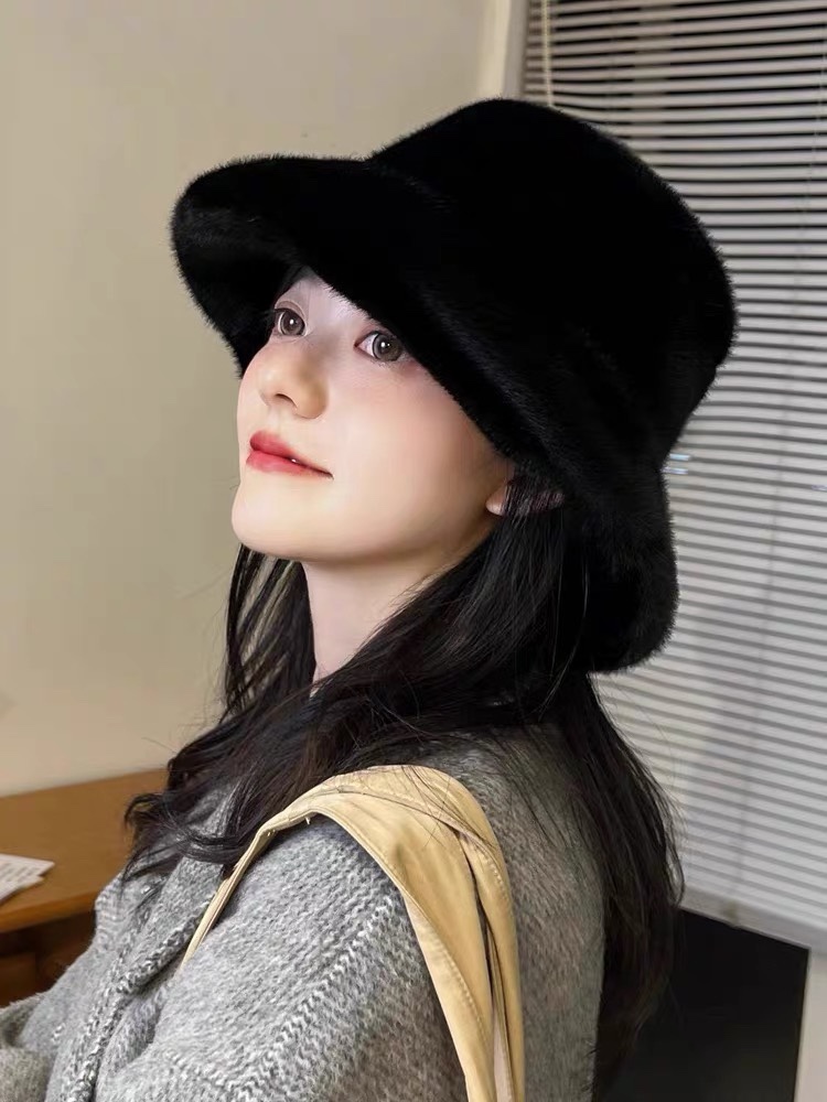 LV路易威登】2024新款男女款毛绒保暖大牌渔夫帽，超好搭配，闭眼入的一款