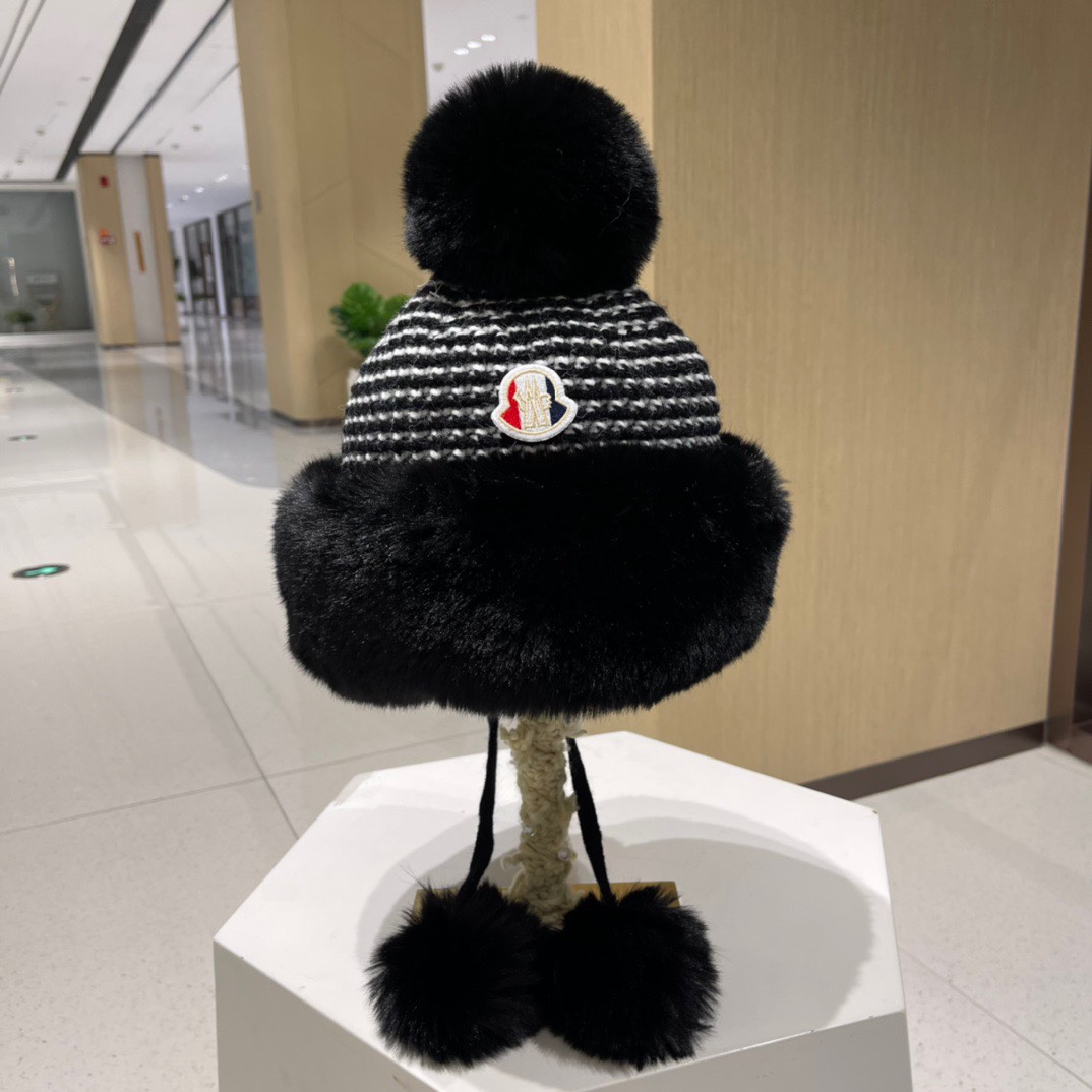 Moncler Hats Knitted Hat Knitting Winter Collection