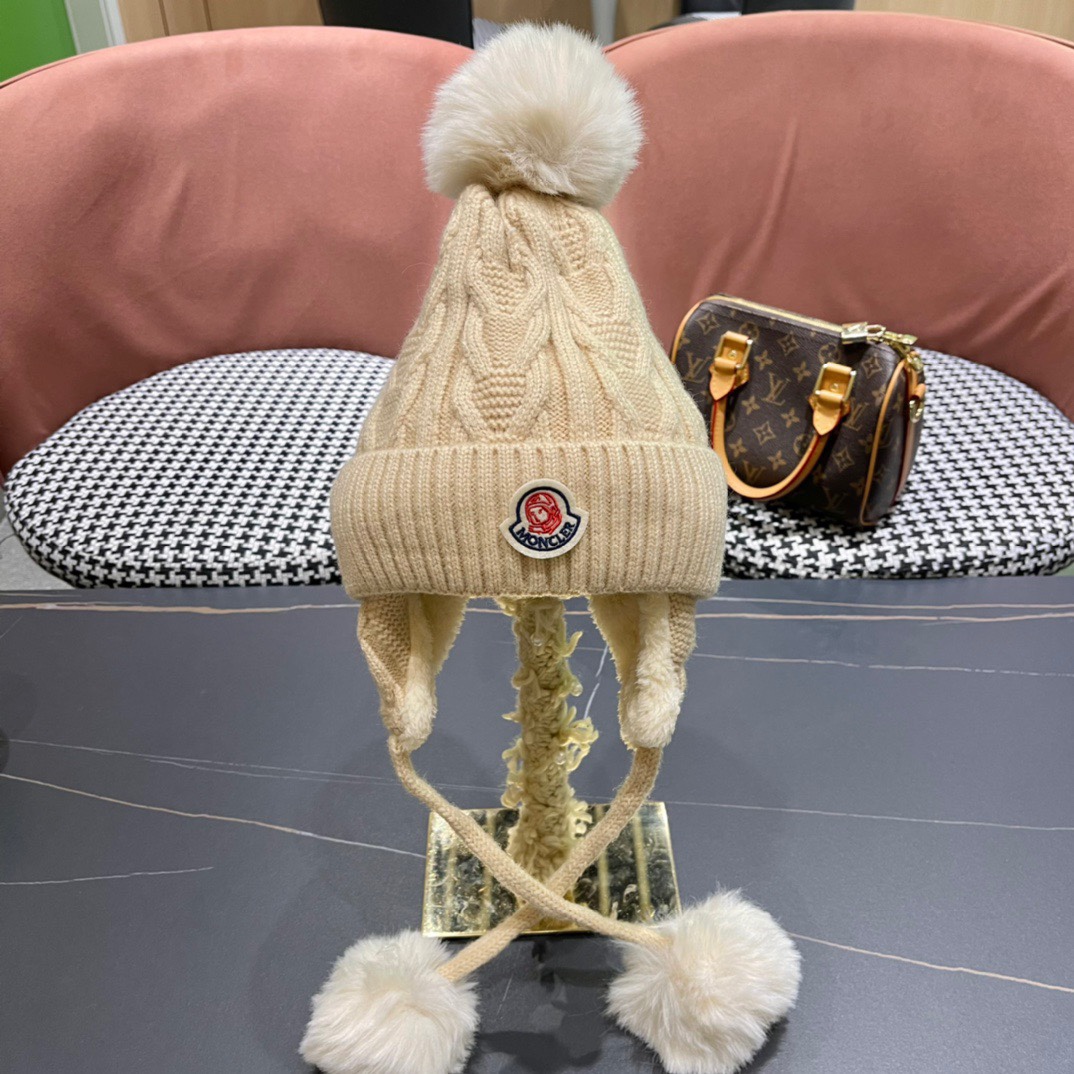 What is a 1:1 replica
 Moncler Hats Knitted Hat Knitting Fall/Winter Collection