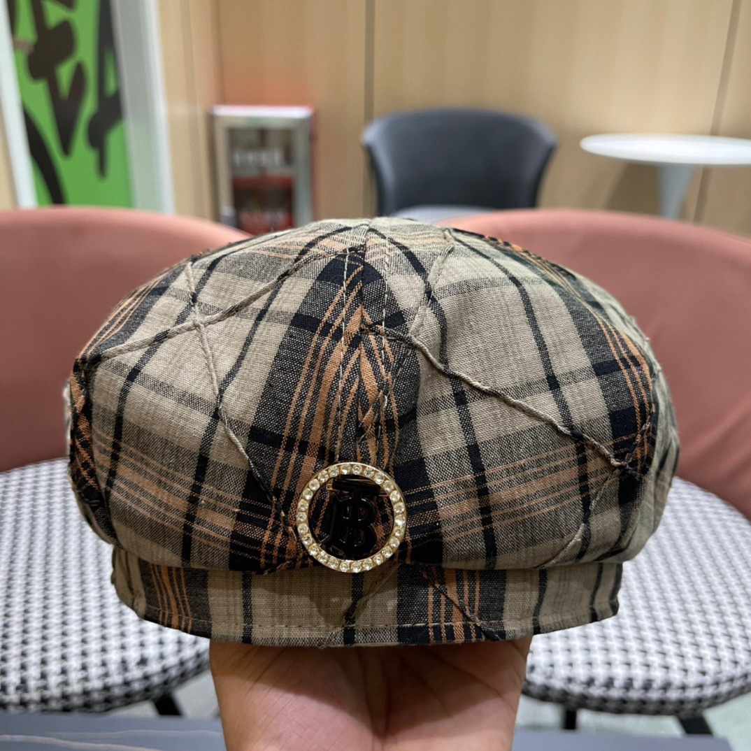  Burberry巴宝莉2024早秋新款格子贝雷帽，画家帽，头围57cm