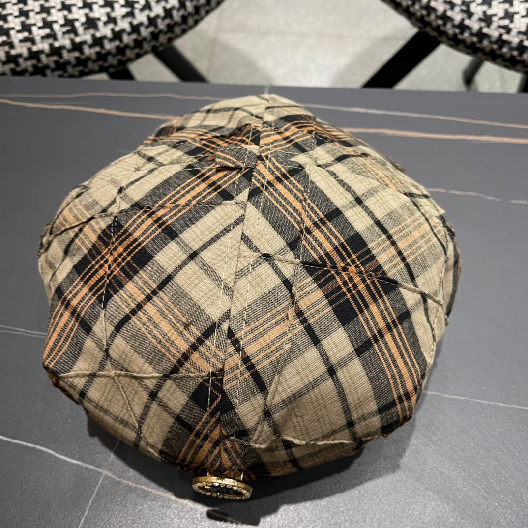  Burberry巴宝莉2024早秋新款格子贝雷帽，画家帽，头围57cm