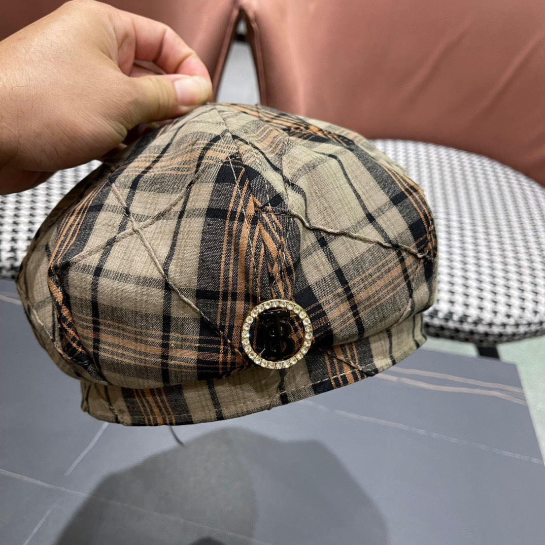  Burberry巴宝莉2024早秋新款格子贝雷帽，画家帽，头围57cm