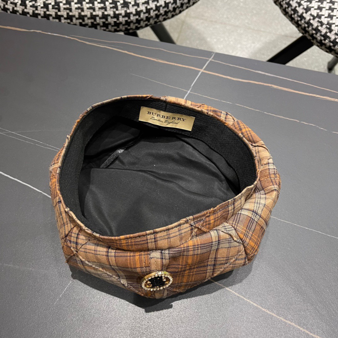  Burberry巴宝莉2024早秋新款格子贝雷帽，画家帽，头围57cm