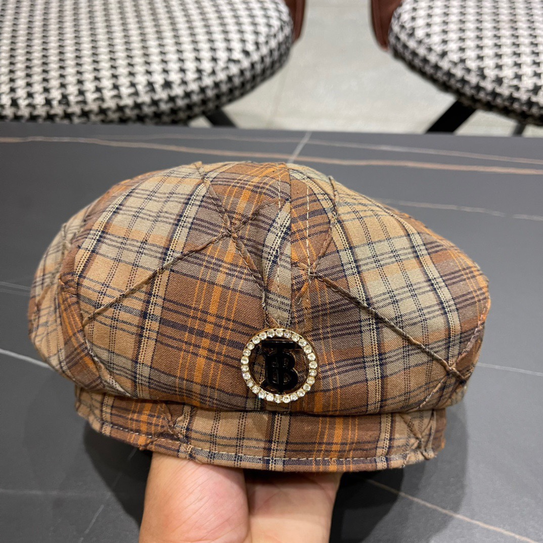  Burberry巴宝莉2024早秋新款格子贝雷帽，画家帽，头围57cm
