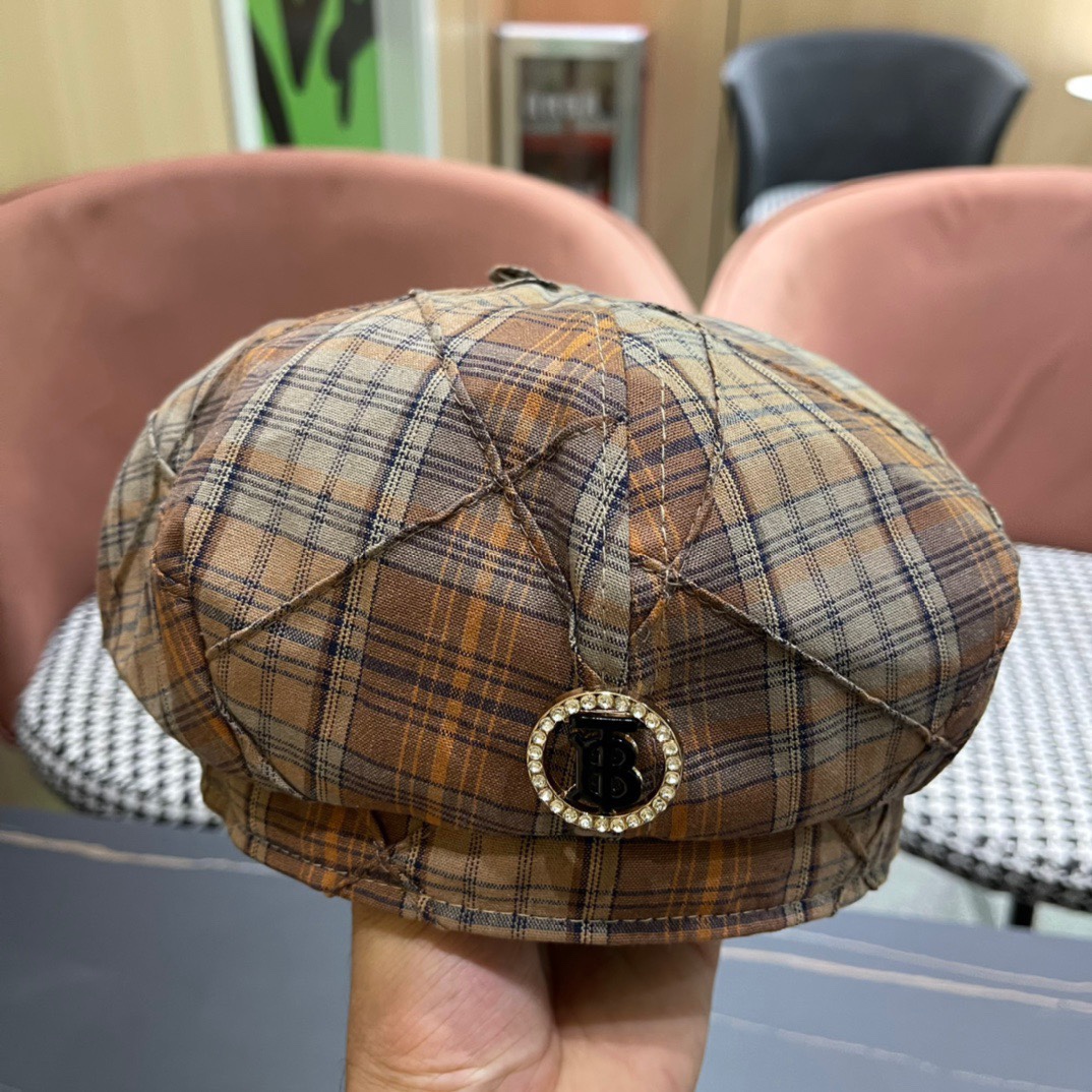  Burberry巴宝莉2024早秋新款格子贝雷帽，画家帽，头围57cm