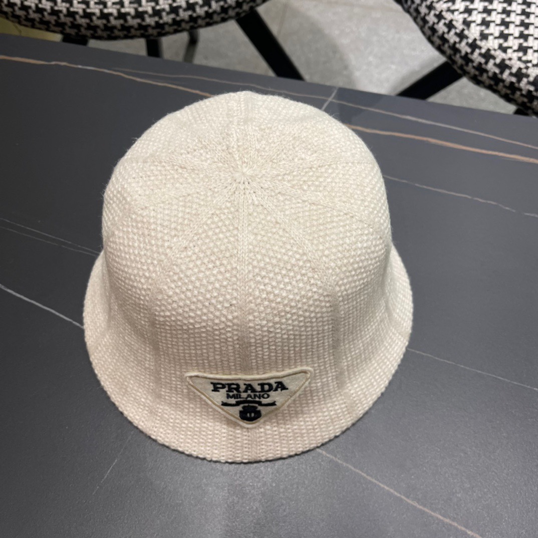 Prada普拉达日系甜美水桶针织毛线帽女秋冬保暖韩系博主同款毛线帽显脸小