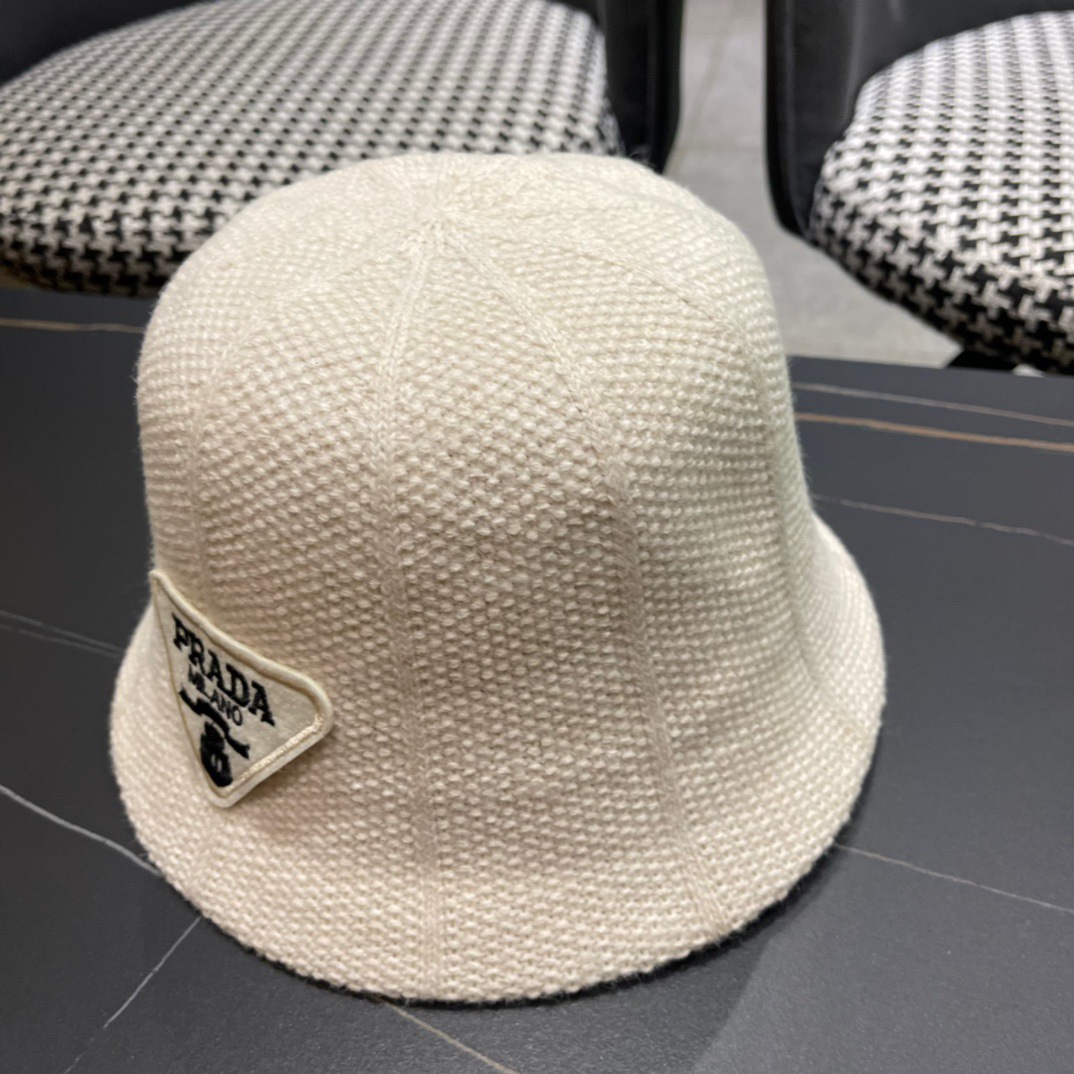 Prada普拉达日系甜美水桶针织毛线帽女秋冬保暖韩系博主同款毛线帽显脸小