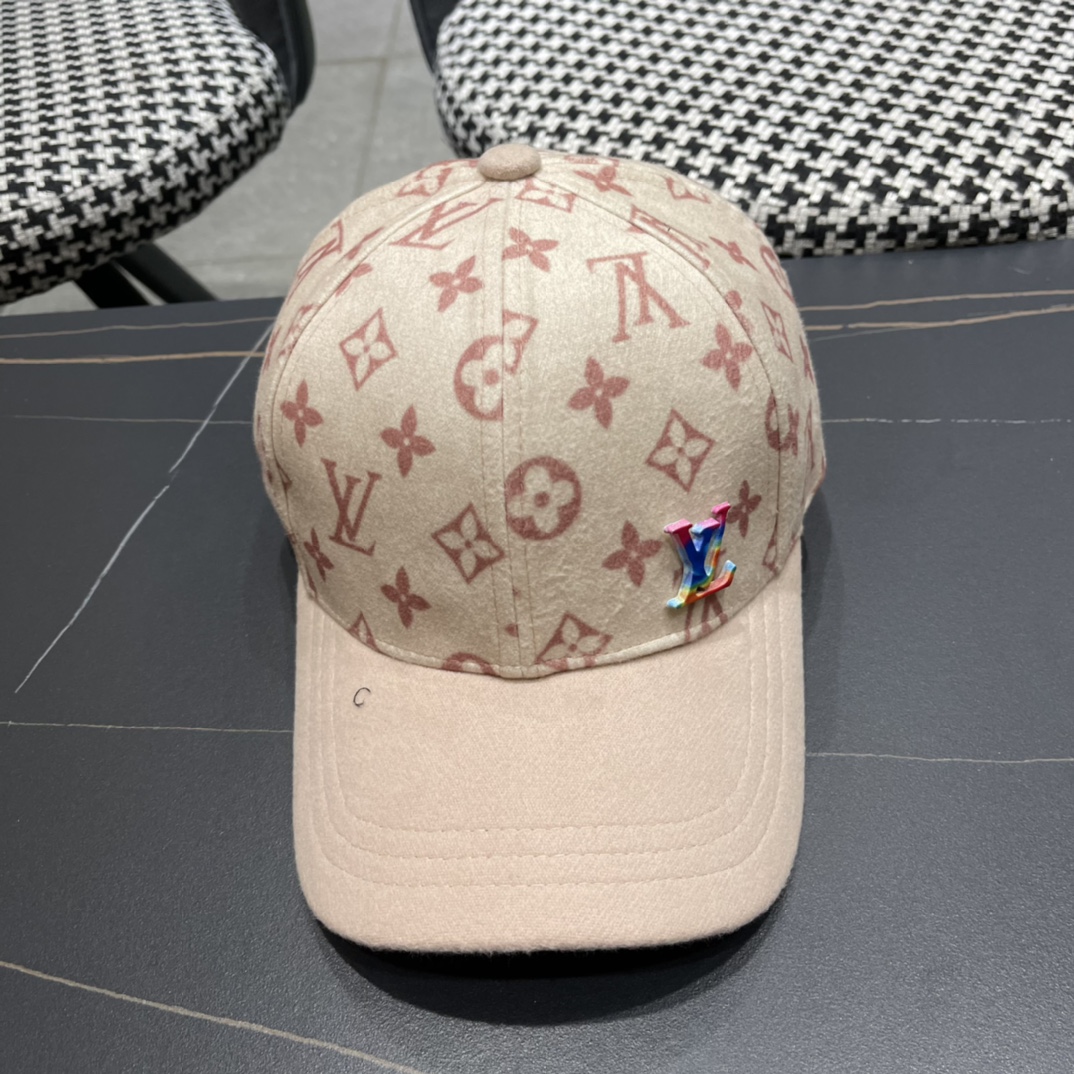  🧢路易威登棒球帽 LouisVuitton😍新款毛绒秋冬款LV棒球帽，重工打造♥️百搭款🤗男女通用！跑