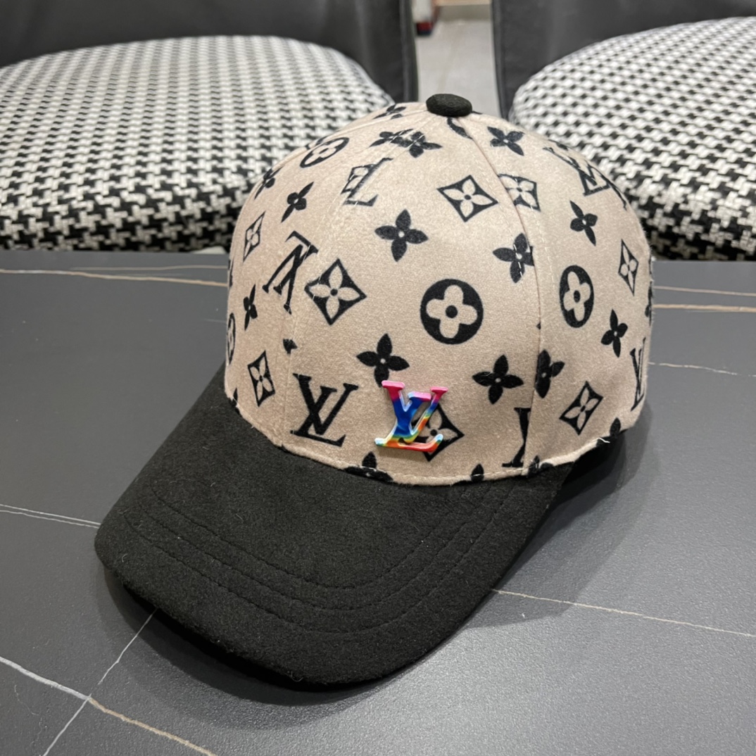 🧢路易威登棒球帽 LouisVuitton😍新款毛绒秋冬款LV棒球帽，重工打造♥️百搭款🤗男女通用！跑