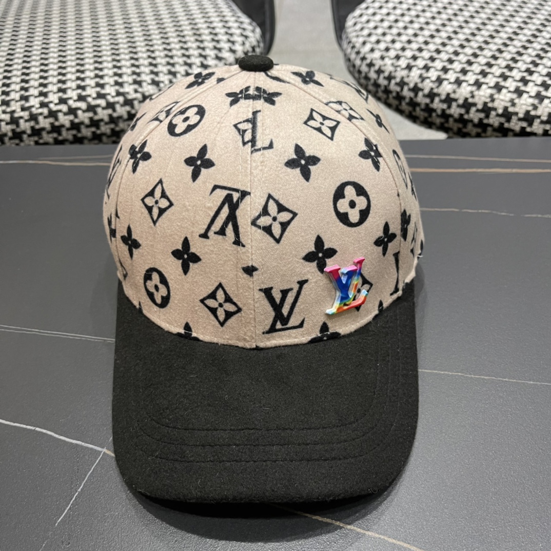  🧢路易威登棒球帽 LouisVuitton😍新款毛绒秋冬款LV棒球帽，重工打造♥️百搭款🤗男女通用！跑