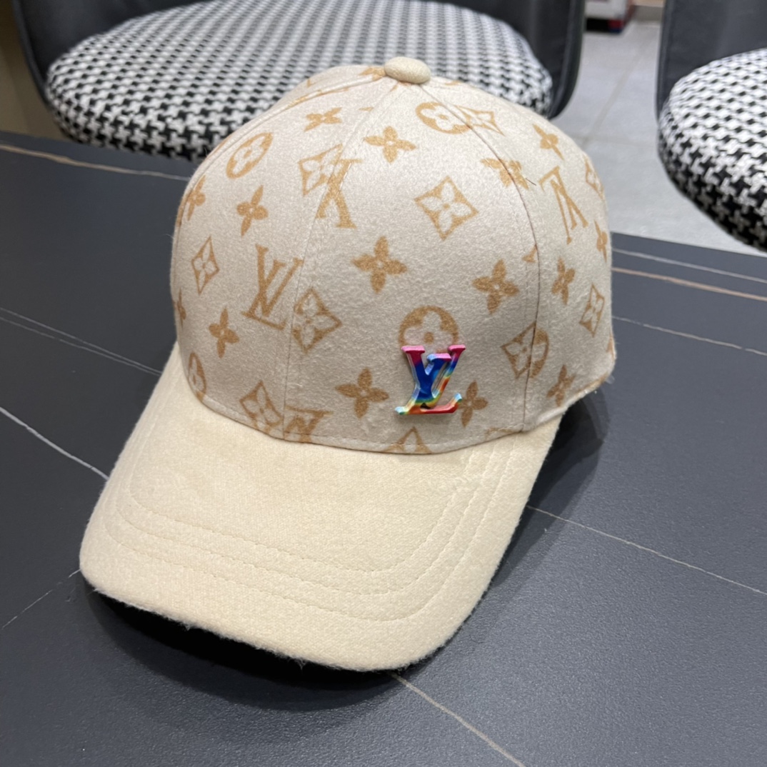  🧢路易威登棒球帽 LouisVuitton😍新款毛绒秋冬款LV棒球帽，重工打造♥️百搭款🤗男女通用！跑