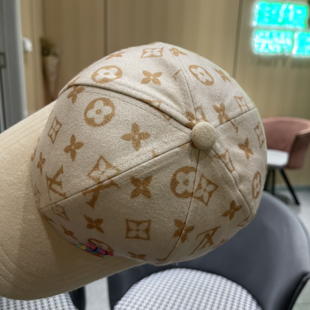  🧢路易威登棒球帽 LouisVuitton😍新款毛绒秋冬款LV棒球帽，重工打造♥️百搭款🤗男女通用！跑