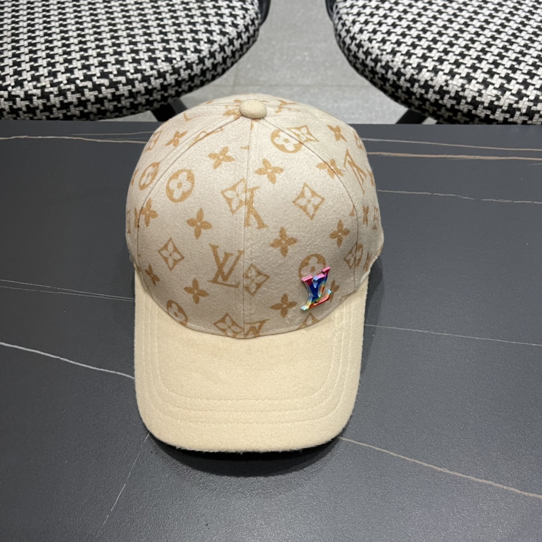  🧢路易威登棒球帽 LouisVuitton😍新款毛绒秋冬款LV棒球帽，重工打造♥️百搭款🤗男女通用！跑