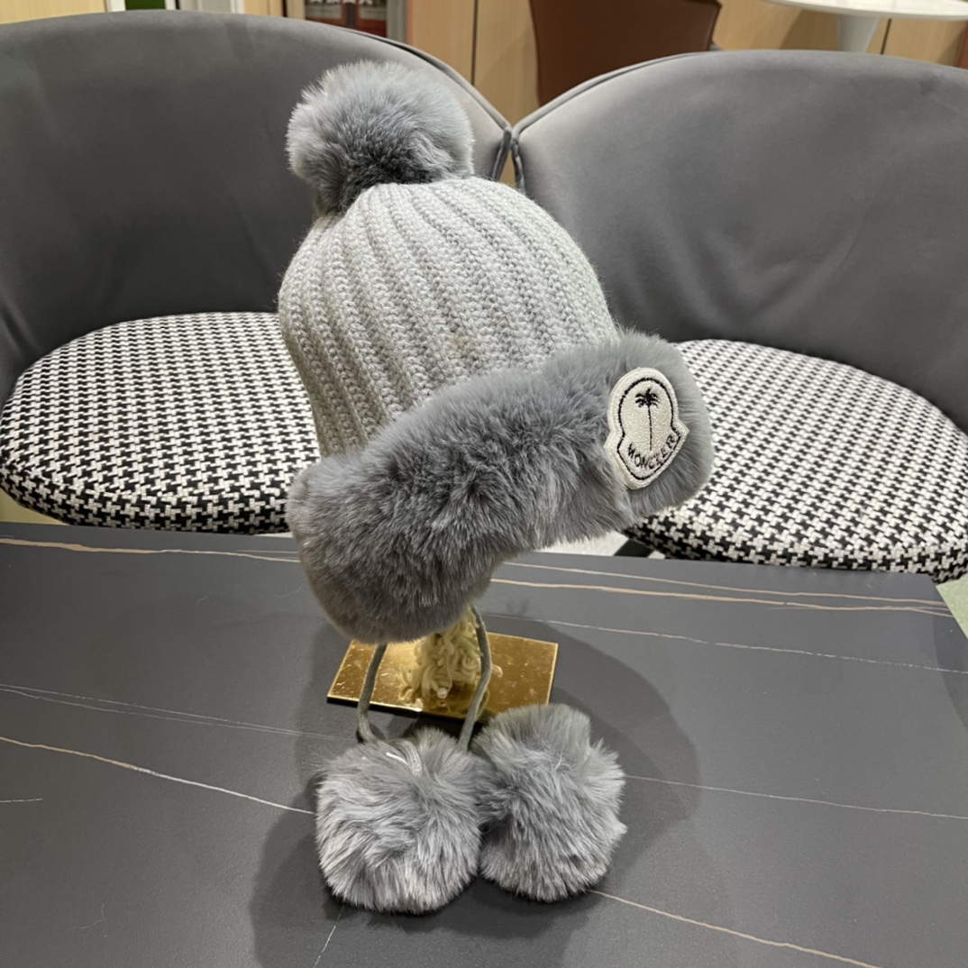 蒙口moncler2024秋冬款毛球耳朵毛绒帽女户外加绒保暖套头帽针织护耳东北雷锋帽