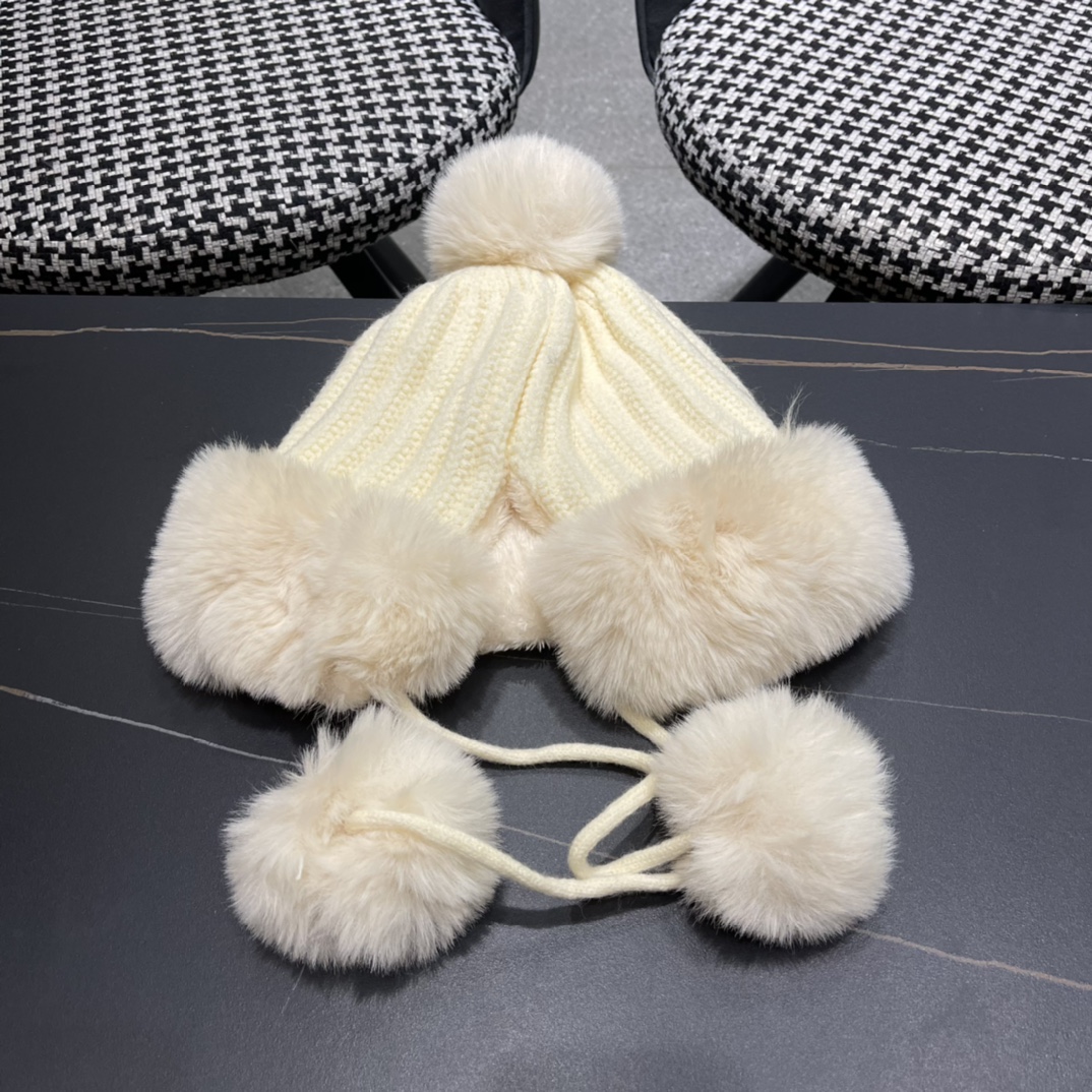 蒙口moncler2024秋冬款毛球耳朵毛绒帽女户外加绒保暖套头帽针织护耳东北雷锋帽