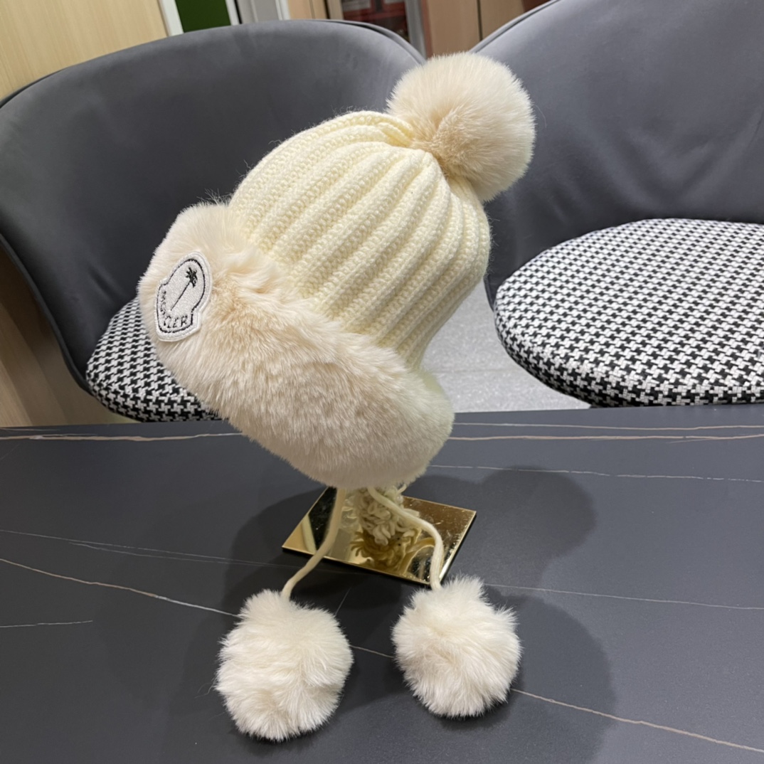 蒙口moncler2024秋冬款毛球耳朵毛绒帽女户外加绒保暖套头帽针织护耳东北雷锋帽