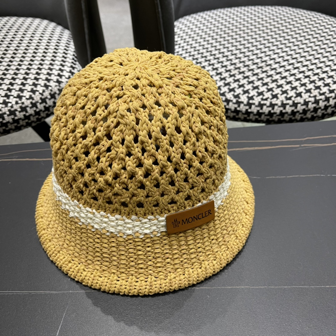  MONCLER蒙口🎩春新款镂空透气渔夫帽
超火爆💖质感很赞，出街超好搭配！时尚潮流！快快入手哦！