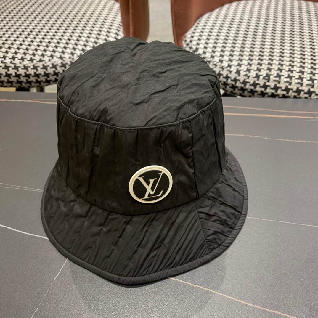 NO:214297,LV Louis Vuitton fisherman hat, must-have when going out, very small hat, fisherman hat, baseball hat, knit hat, hat, louis vuitton, louis vuitton, espadrilles, hats19860909LV路易威登渔夫帽,出门必备,非常显脸小帽子渔夫帽棒球帽针织帽,帽子,louis vuitton,louis vuitton,espadrilles,hats,hat