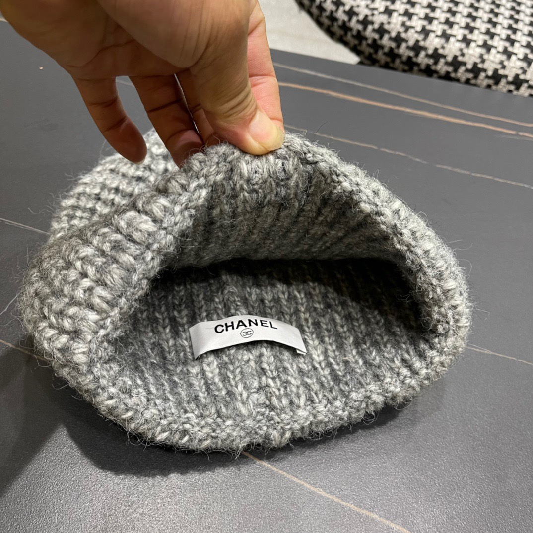 🆕Chanel香奈儿2025秋冬网红毛线帽，手感超柔软舒适的针织线帽，弹性极佳！