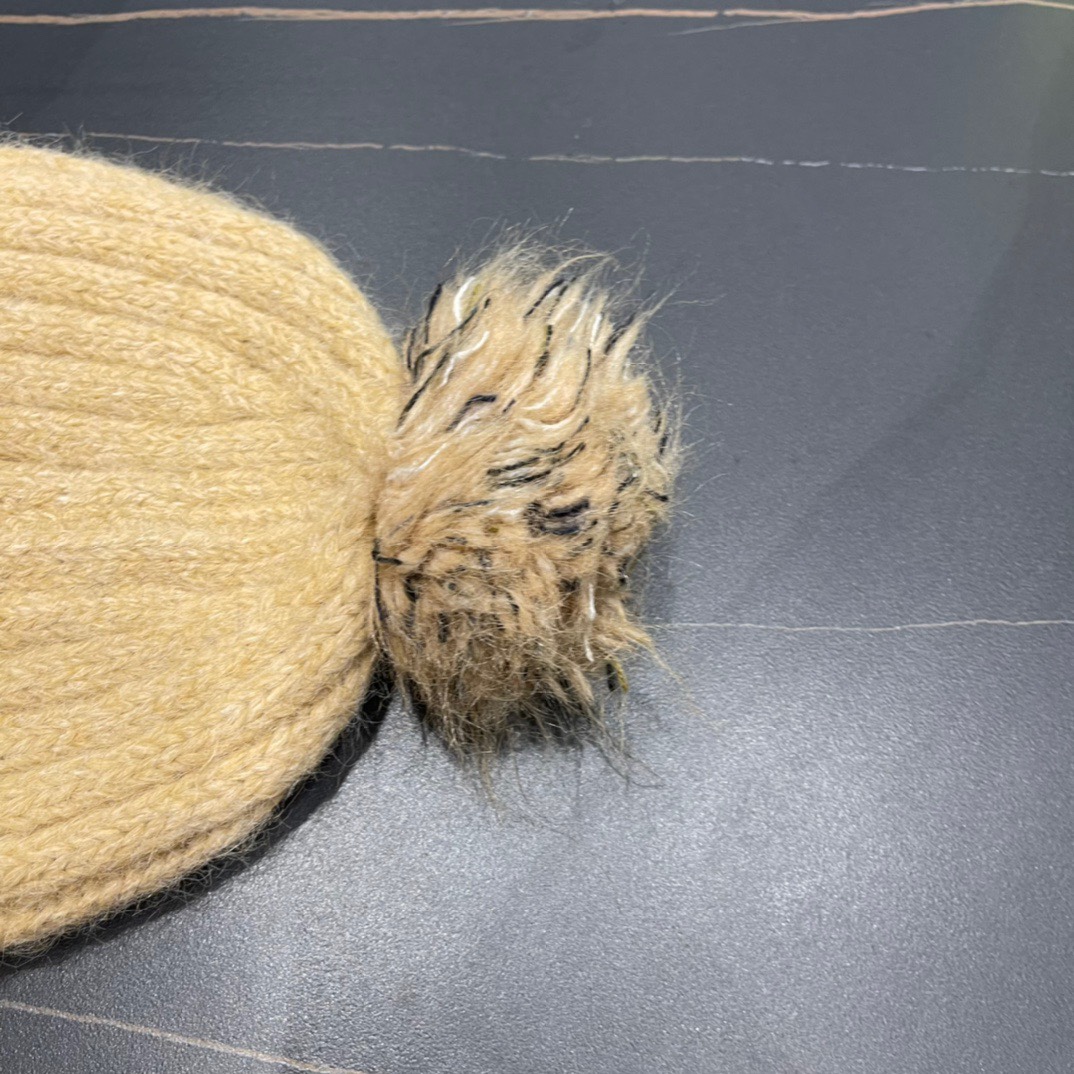  迪奥Dior〽️兔毛毛线帽女秋冬韩版百搭日系保暖针织帽ins潮牌加厚护耳冷帽子