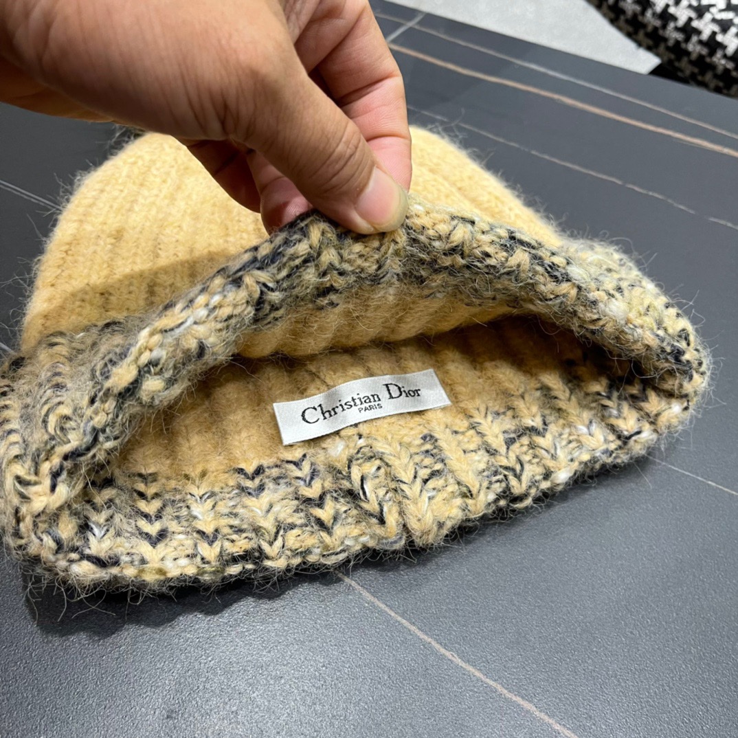  迪奥Dior〽️兔毛毛线帽女秋冬韩版百搭日系保暖针织帽ins潮牌加厚护耳冷帽子