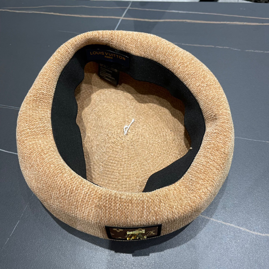 上新！路易威登 LouisVuitton 😍帽子女韩版时尚百搭贝雷帽秋冬季2024年新款大头围画家帽潮