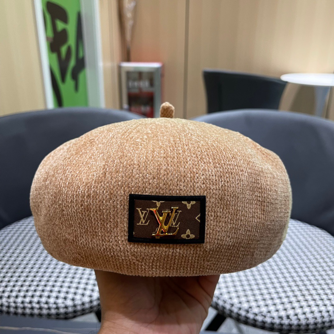 上新！路易威登 LouisVuitton 😍帽子女韩版时尚百搭贝雷帽秋冬季2024年新款大头围画家帽潮