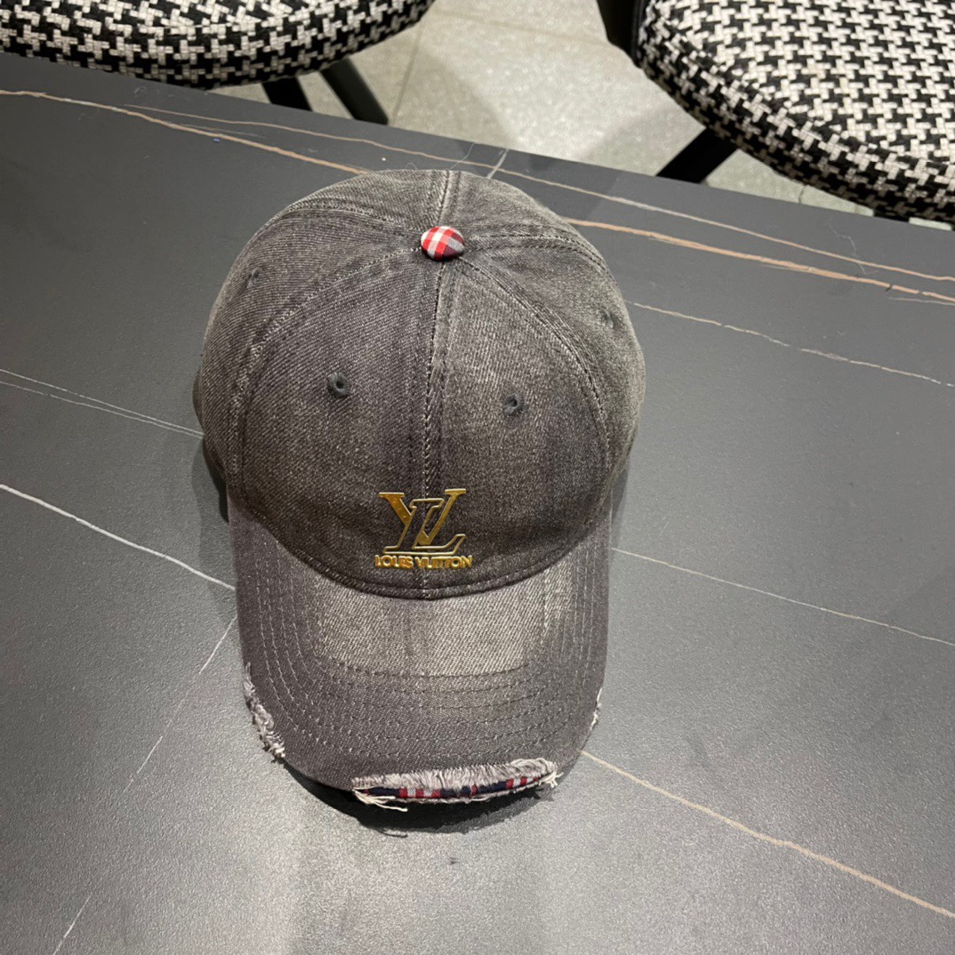  路易威登LouisVuitton2024新款牛仔棒球帽🧢  
LV棒球帽，简约大气，男女通用