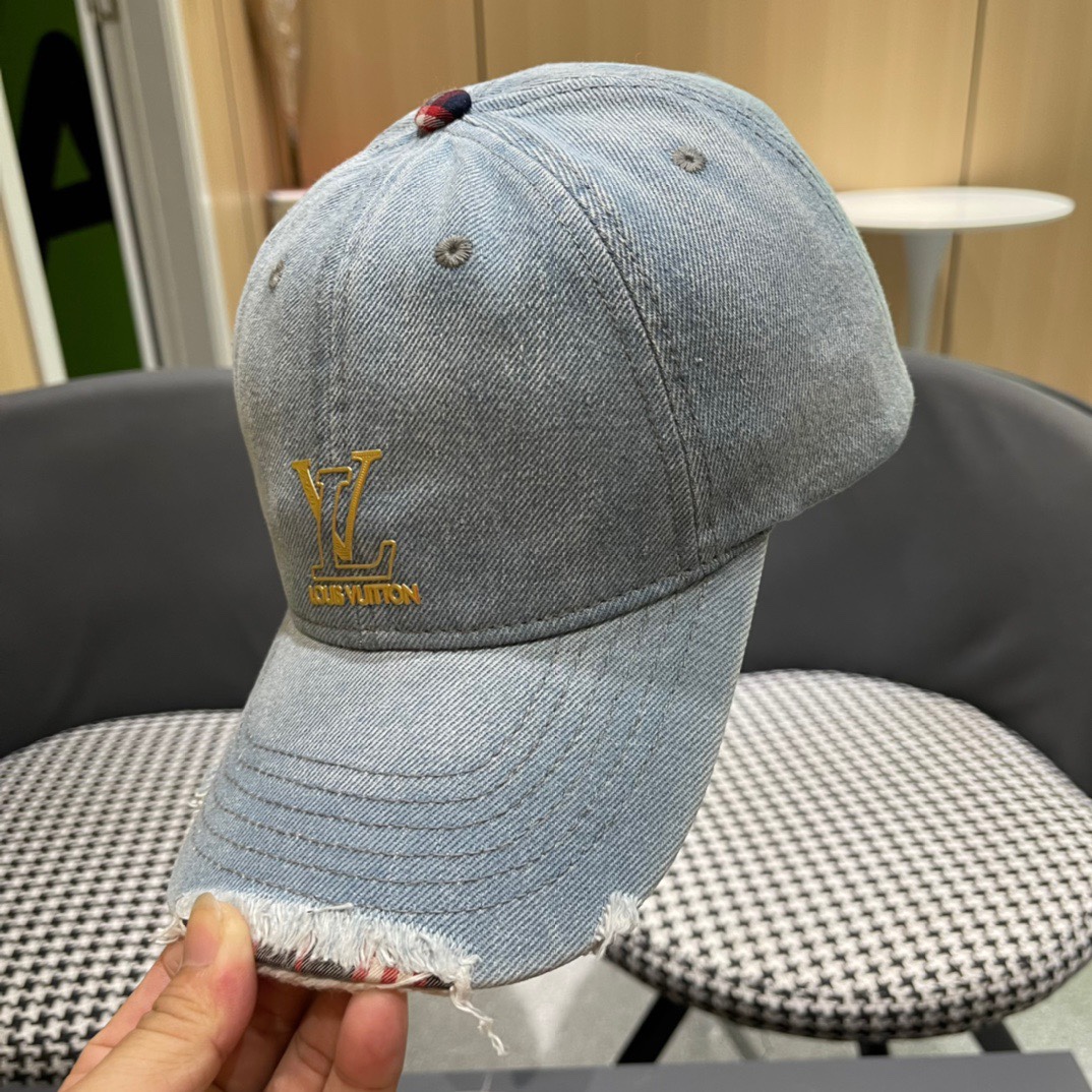  路易威登LouisVuitton2024新款牛仔棒球帽🧢  
LV棒球帽，简约大气，男女通用