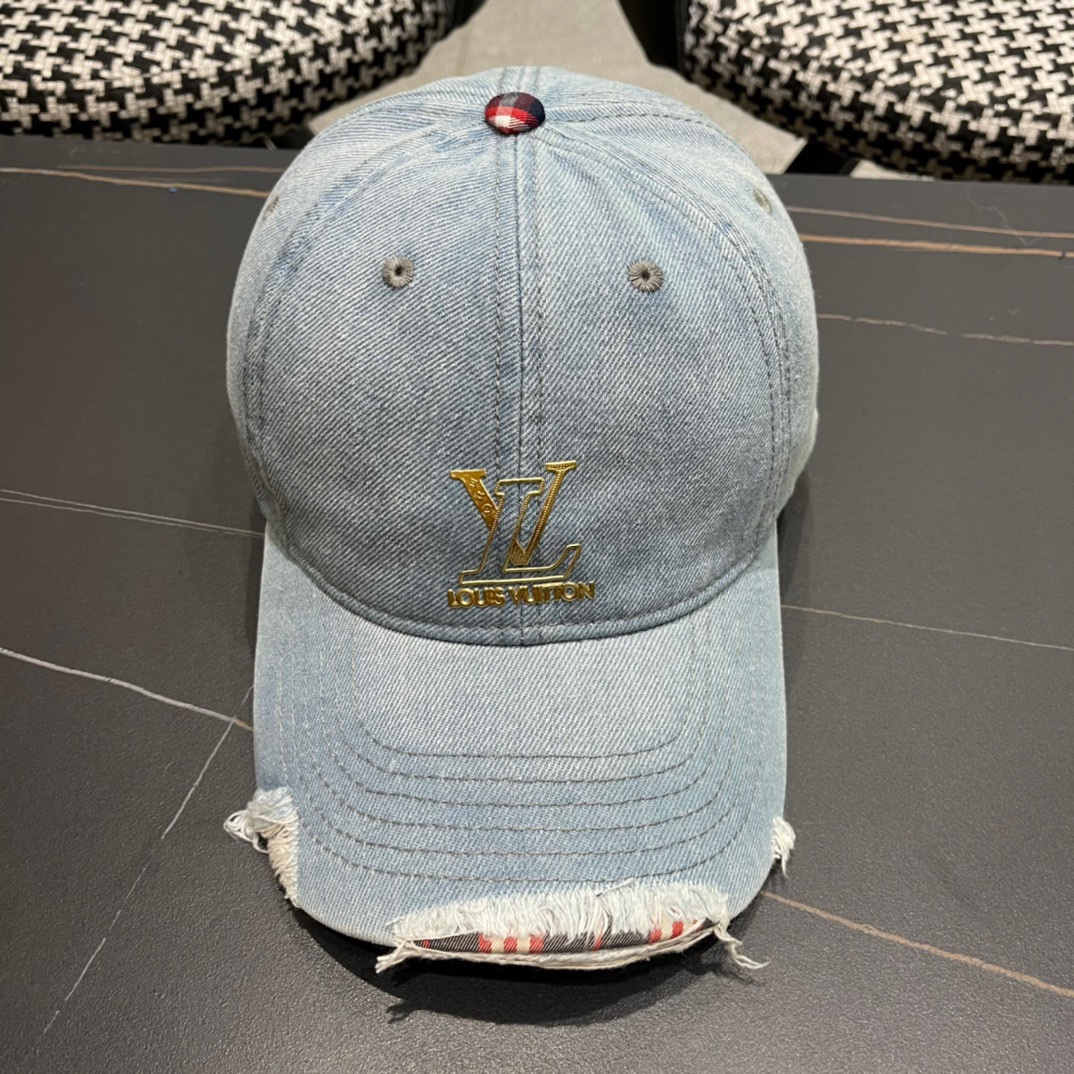  路易威登LouisVuitton2024新款牛仔棒球帽🧢  
LV棒球帽，简约大气，男女通用