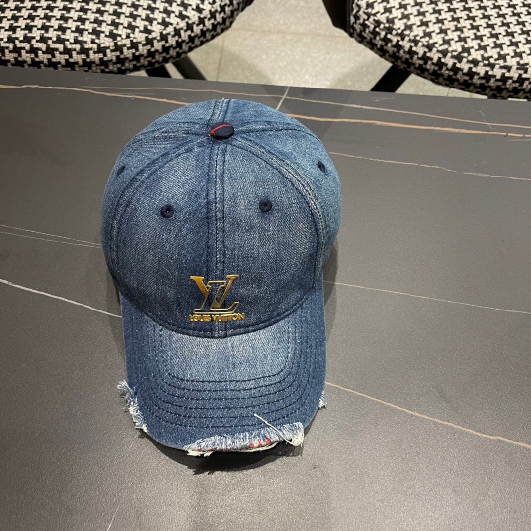 路易威登LouisVuitton2024新款牛仔棒球帽🧢  
LV棒球帽，简约大气，男女通用