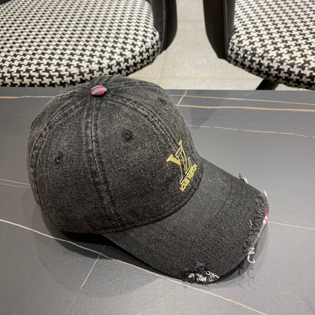  路易威登LouisVuitton2024新款牛仔棒球帽🧢  
LV棒球帽，简约大气，男女通用