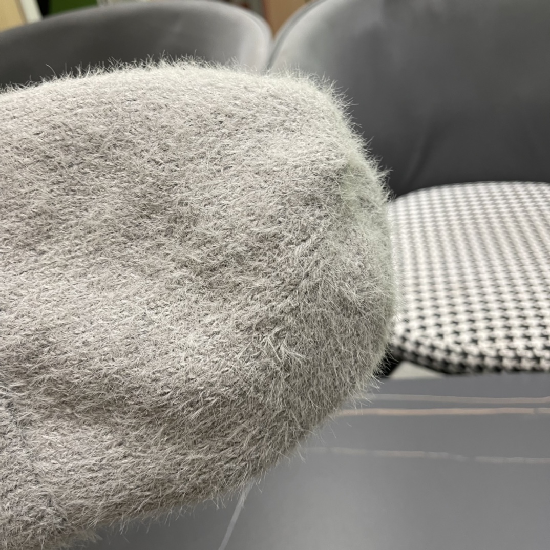  HERMES爱马仕 秋冬网红时尚博主推荐款毛线帽，小红书爆款，手感超柔软舒适的针织线帽，弹性极佳！