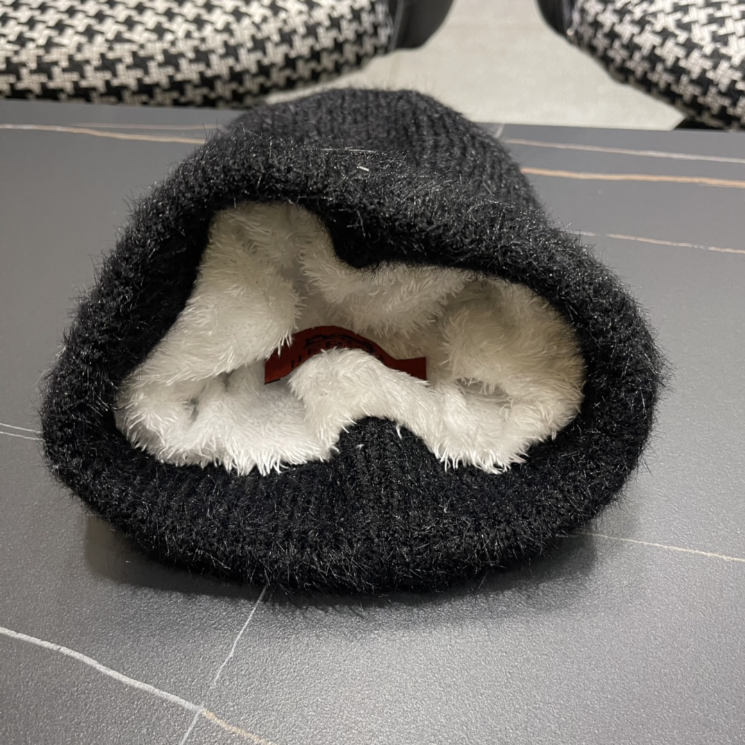  HERMES爱马仕 秋冬网红时尚博主推荐款毛线帽，小红书爆款，手感超柔软舒适的针织线帽，弹性极佳！