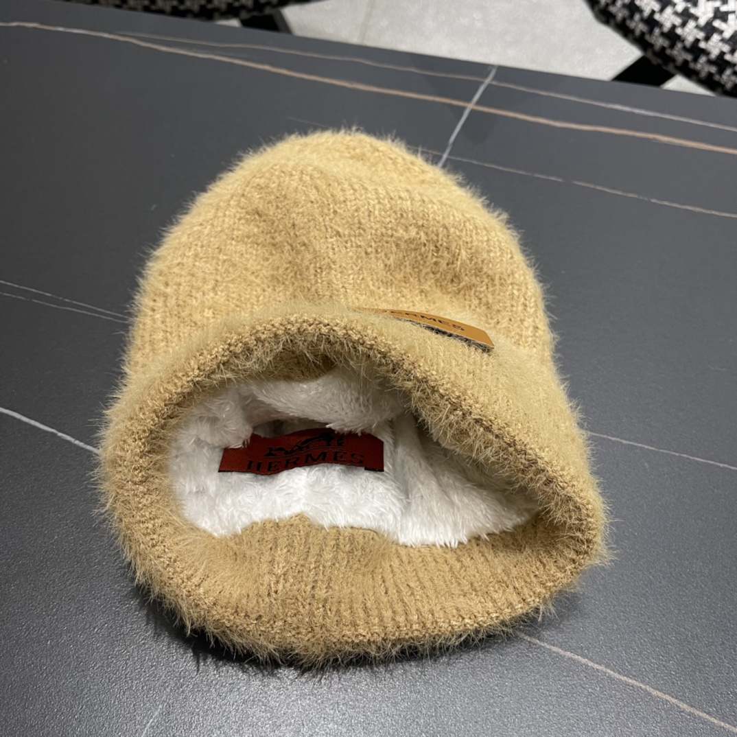 HERMES爱马仕 秋冬网红时尚博主推荐款毛线帽，小红书爆款，手感超柔软舒适的针织线帽，弹性极佳！