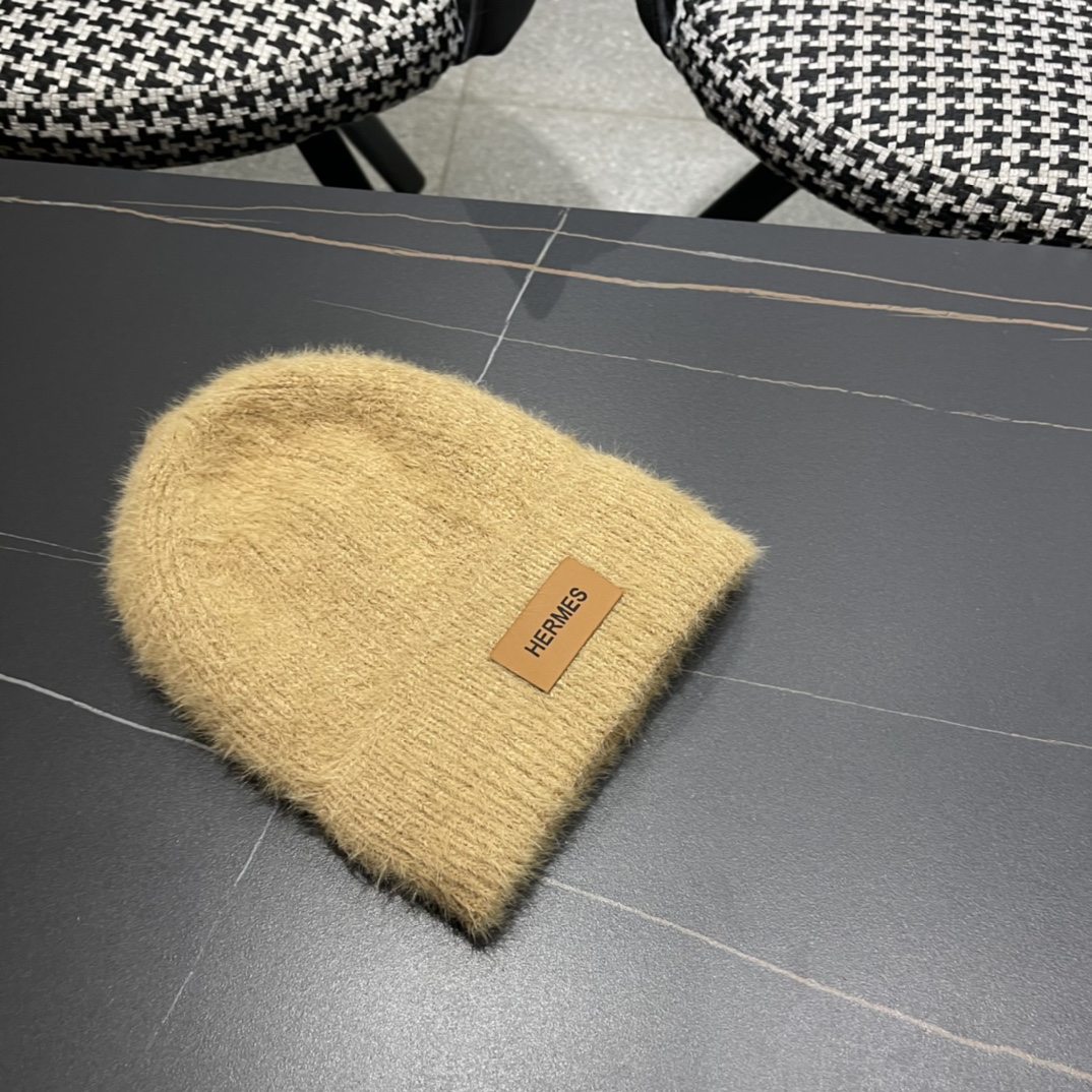  HERMES爱马仕 秋冬网红时尚博主推荐款毛线帽，小红书爆款，手感超柔软舒适的针织线帽，弹性极佳！