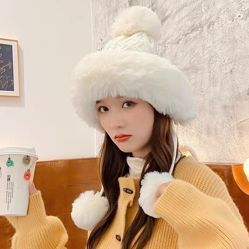 NO:214511,.Fendi Fendl new wool hat women's winter cute wool ball pullover hat warm plus velvet ear protection goggles Lei Feng hat hat fisherman hat baseball hat knit hat, hat, fendi, fendi, espadrilles, hats19860909.芬迪fendl 新款毛线帽子女士冬季可爱毛球套头帽保暖加绒护耳套头雷锋帽帽子渔夫帽棒球帽针织帽,帽子,fendi,fendi,espadrilles,hats,hat