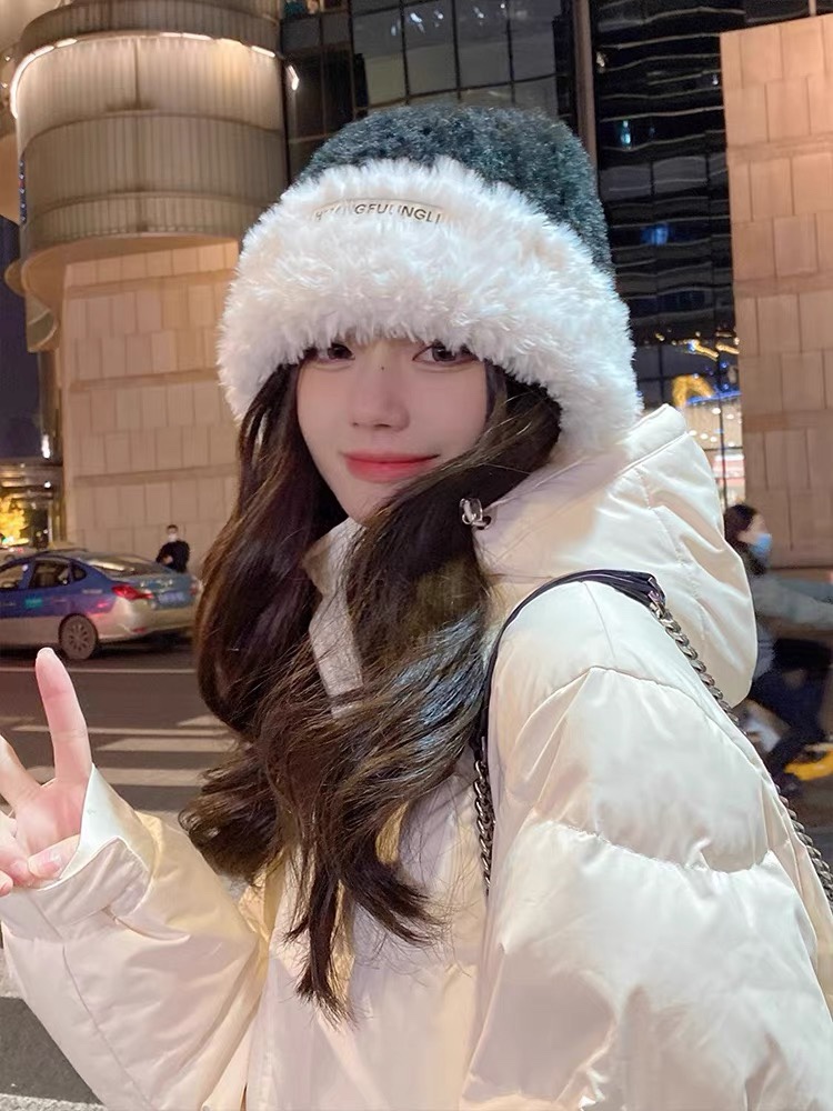 NO:214520,Prada Prada fluffy ear protection warm hat for women autumn and winter thickened windproof hat fisherman hat baseball hat knit hat, hat, prada, prada, espadrilles, hats19860909Prada普拉达毛绒绒护耳保暖帽女秋冬加厚防风帽子渔夫帽棒球帽针织帽,帽子,prada,prada,espadrilles,hats,hat