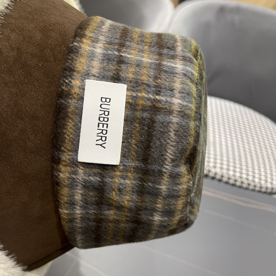 巴宝莉Burberry冬款毛绒渔夫帽子女新款冬季毛呢保暖盆帽毛绒边水桶帽