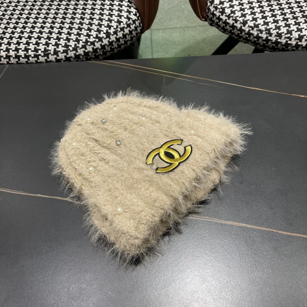 Chanel香奈儿毛绒针织毛线帽大头围有弹性，秋冬季保暖显脸小护耳