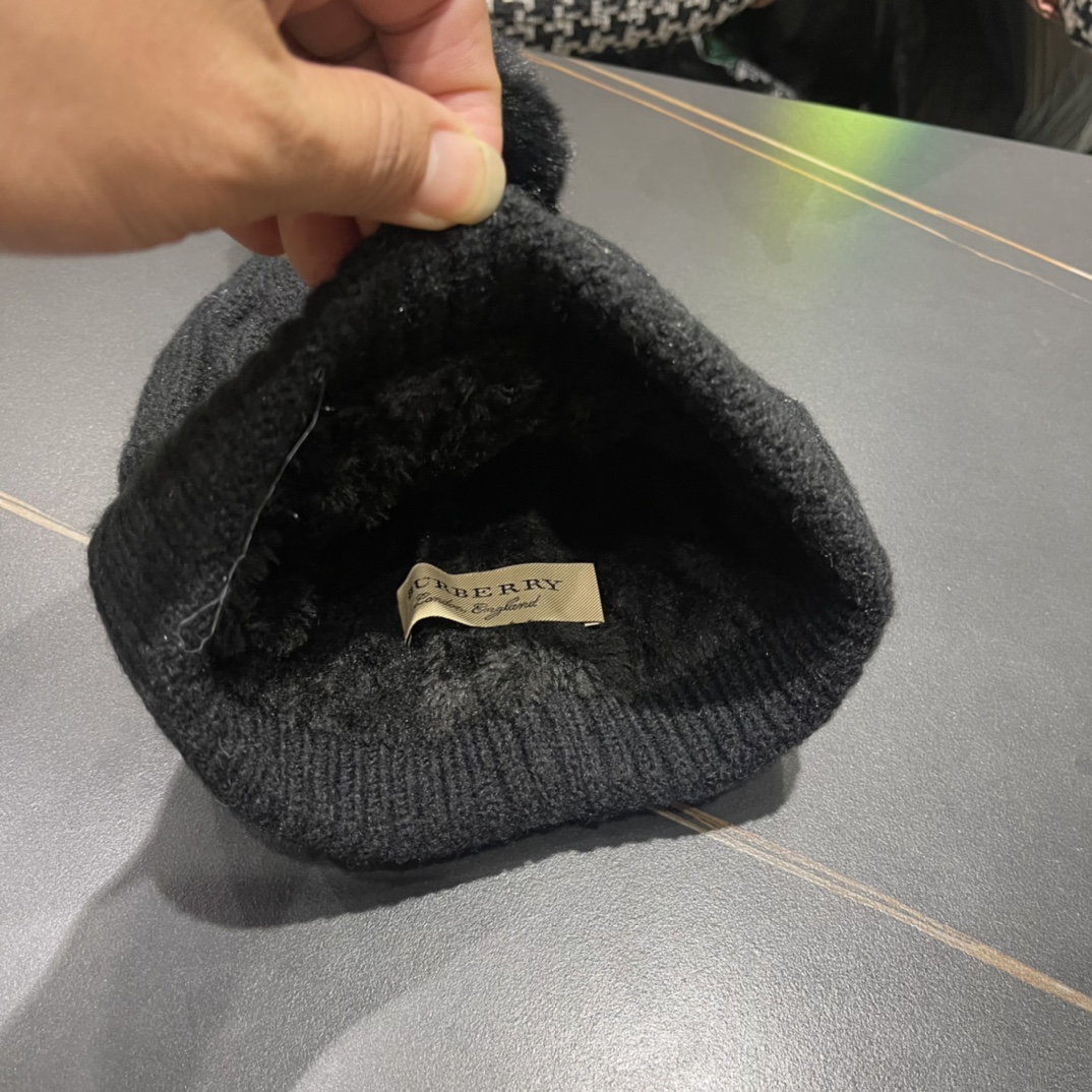 【BURBERRY巴宝莉】2024秋冬新款针织毛线帽，男女款大牌设计～秋冬穿搭必备