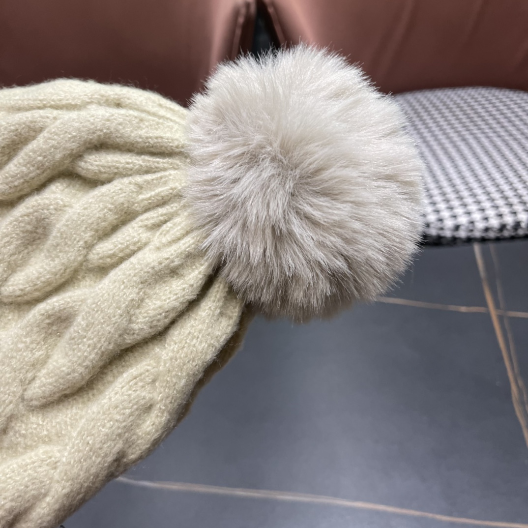 【BURBERRY巴宝莉】2024秋冬新款针织毛线帽，男女款大牌设计～秋冬穿搭必备